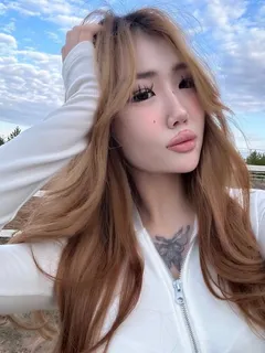 Angela escort in Hong Kong