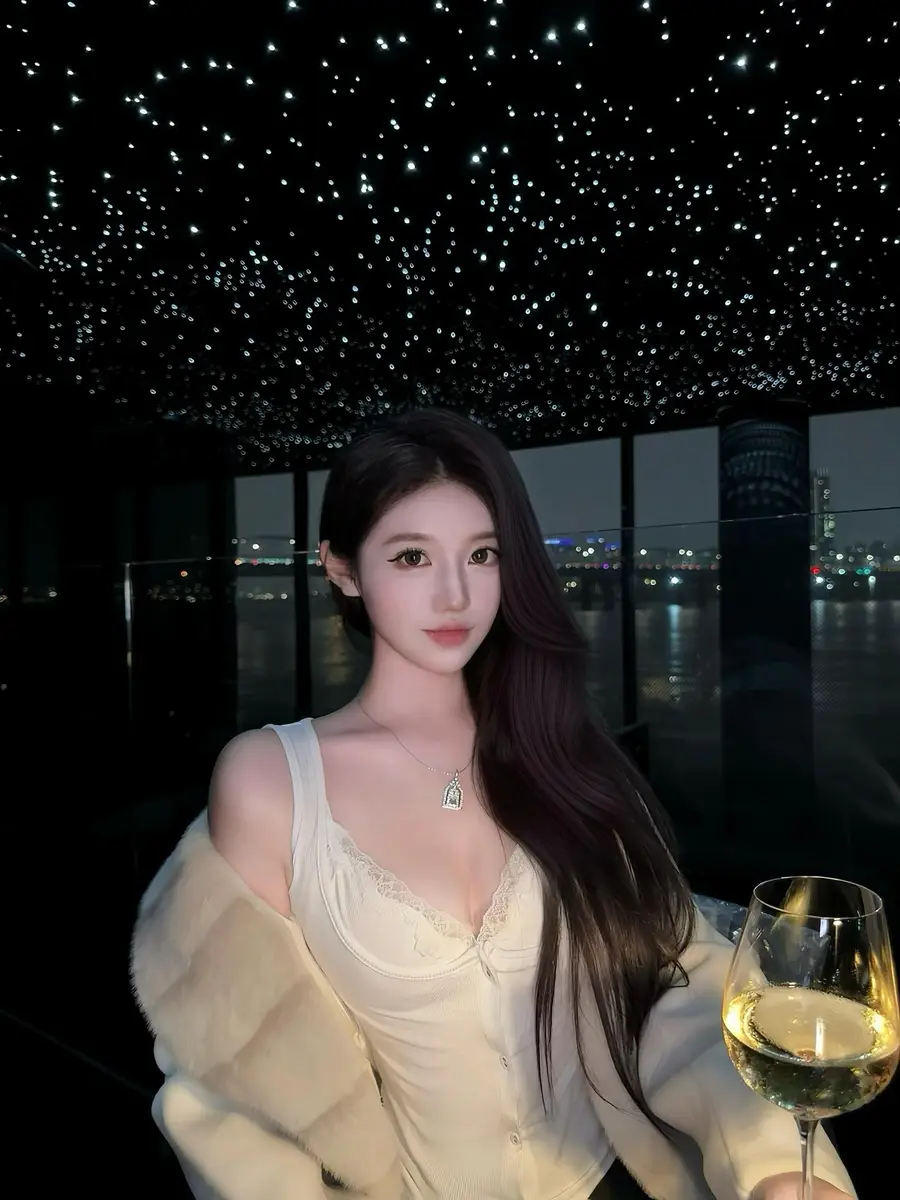 Kiran escort in Hong Kong