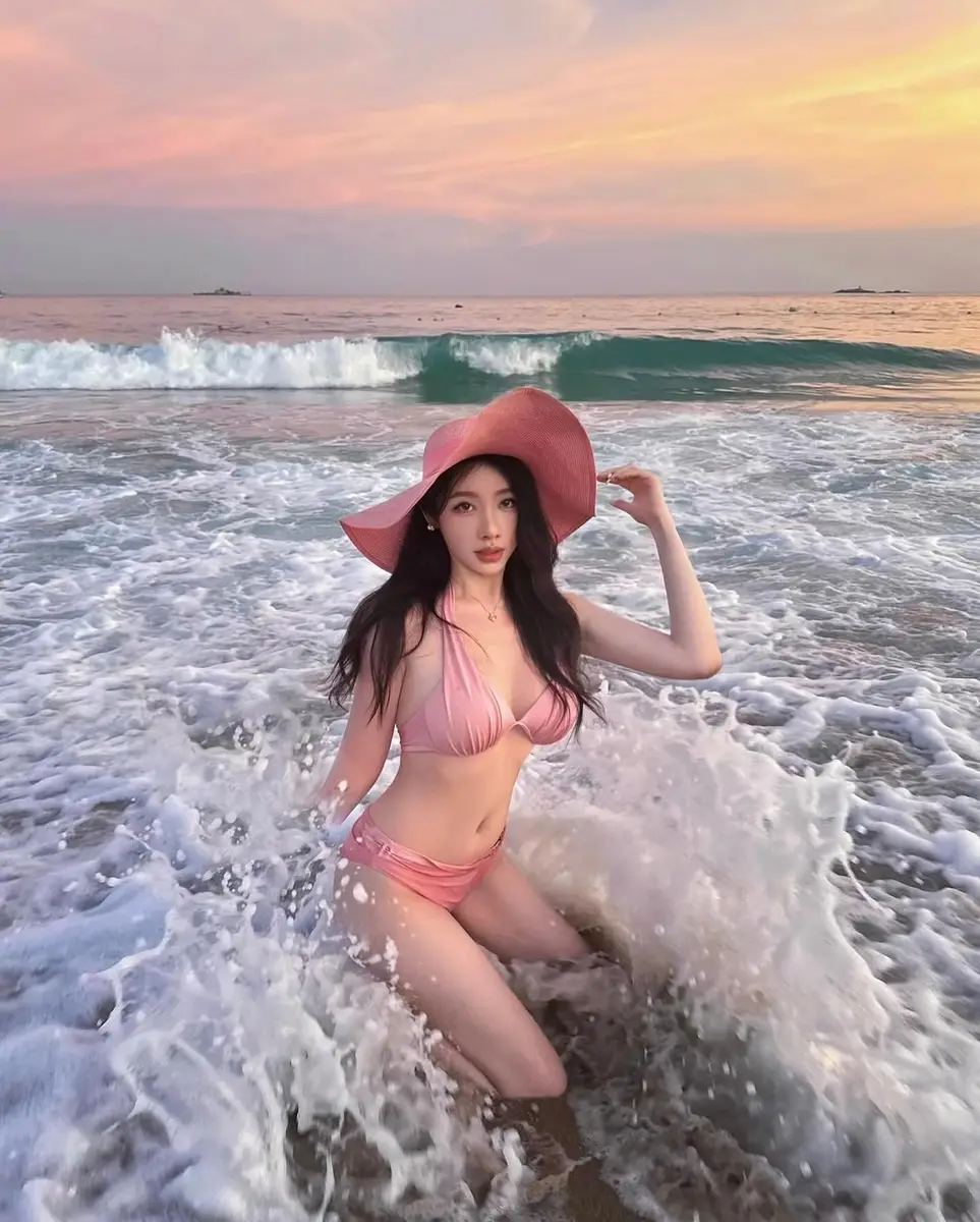 Yara escort in Hong Kong